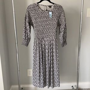 Ann Taylor NWT Smocked Black/White Floral Dress